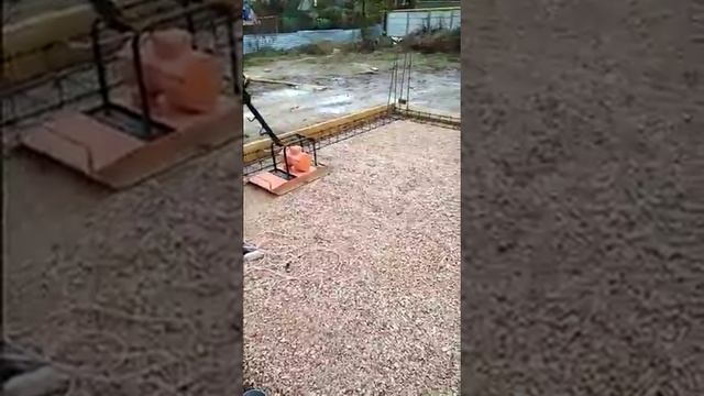 Уплотнение щебеночной подушки под ж/б полы 1-го этажа СТ "ВОСХОД" смотреть онлайн