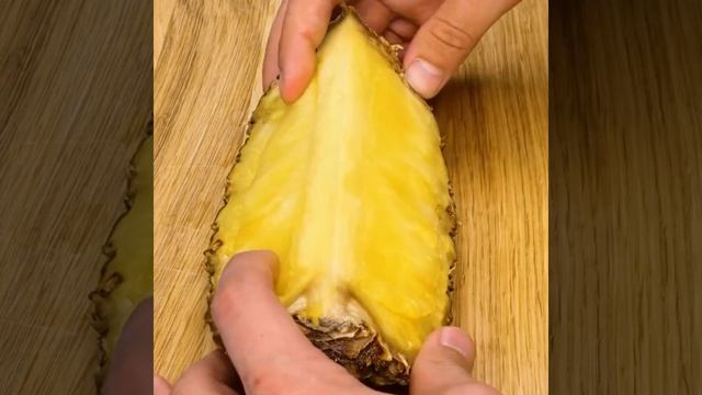 КАК ЧИСТИТЬ И РЕЗАТЬ ОВОЩИ И ФРУКТЫ || Умные Лайфхаки Для Кухни смотреть онлайн