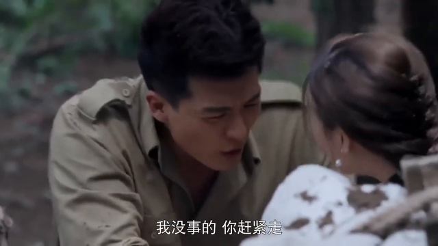 日軍少佐追擊特種兵以為穩贏，不料背後被手槍瞄準，一槍結束他 ⚔️ 抗日 смотреть онлайн