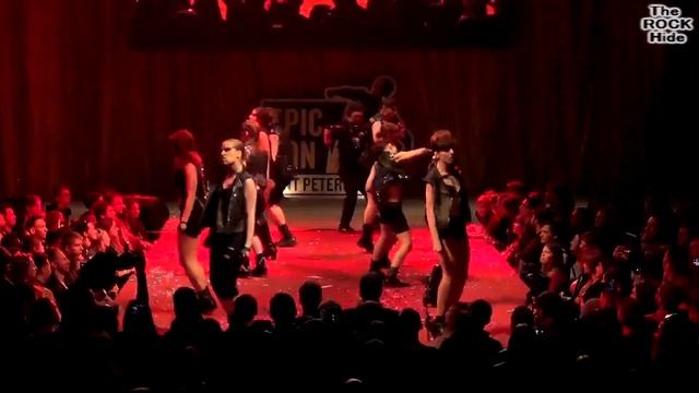 LADY GAGA / TELEPHONE / PERFORMANCE "Epic Con 2017" смотреть онлайн