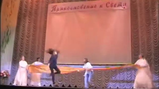 танец майи Брахма Кумарис . смотреть онлайн