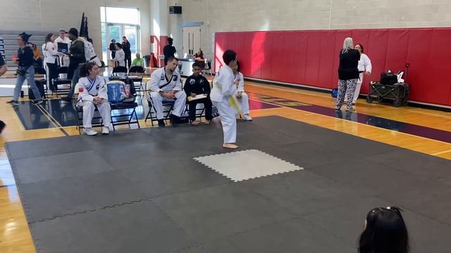 Giovanni doing Shimsan 2 смотреть онлайн
