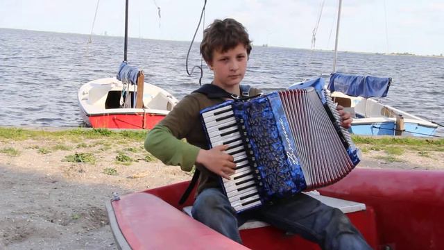 "Прощание славянки". Исполнитель Аргой Шестаков. смотреть онлайн