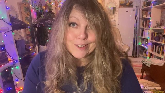 Tarot Vlogmas Catchup 17-27 & A Christmas/Birthday Haul смотреть онлайн