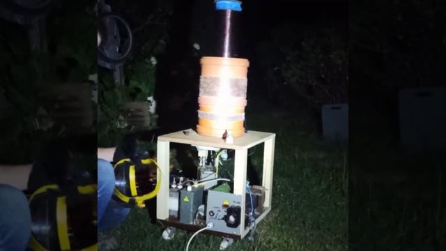 Техника безопасности при ремонте и эксплуатации ламповой катушки тесла. смотреть онлайн