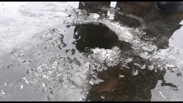 Рыбалка с безмотылкой на КРХ Белая Дача.Вываживание форели на леску 0,1 смотреть онлайн