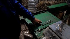 Станок для опрессовки сена в брикеты