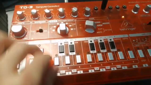 Soviet drum machine "Lel PSR" meets Behringer TD-3 / Jamuary 2023 Day 12 #jamuary2023 смотреть онлайн
