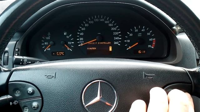 W210 настройка часов на приборной панели (рестайлинг) Tacho Kombiinstrument смотреть онлайн