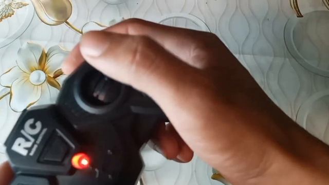 RC Helicopter | Shopee | Php 299.00 | Unboxing and Review смотреть онлайн