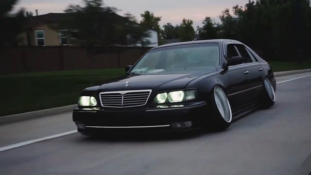 Slammed Q45 VIP смотреть онлайн