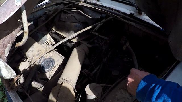 Abandoned Trabant 601 With Rotten Interior смотреть онлайн