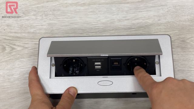 AM-G2EU-2U-RJ45-15 - розетка горизонтальная выдвижная 2 Euro/2 USB /RJ45