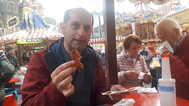BREMEN SOKAK LEZZETLERİ I Odun Ateşinde Somon, Elma Soslu Patates :) #bremen смотреть онлайн