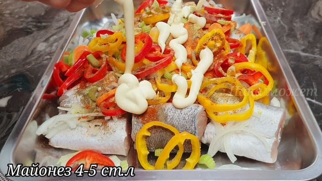 ПОСЛЕ ЭТОГО РЕЦЕПТА ВЫ ПОЛЮБИТЕ РЫБУ! СОЧНЕЙШЯЯ И ОЧЕНЬ ВКУСНАЯ РЫБА В ДУХОВКЕ! ПРОСТОЙ РЕЦЕПТ УЖИН смотреть онлайн