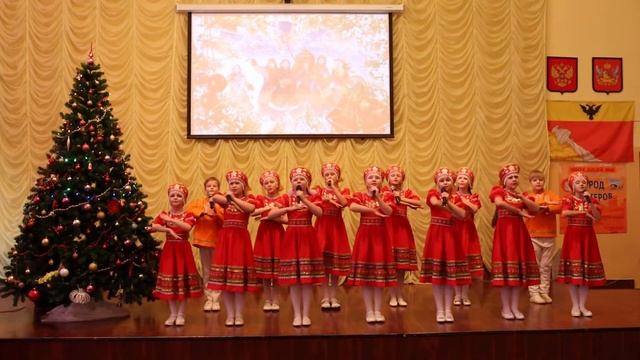 Вокальный ансамбль "Карамельки" МБОУ Лицей 6 . Песня "Сапожки русские". смотреть онлайн