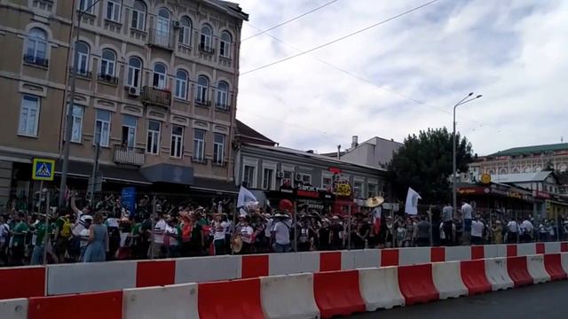 Шествие фанатов Мексики в Ростове-на-Дону часть6 смотреть онлайн