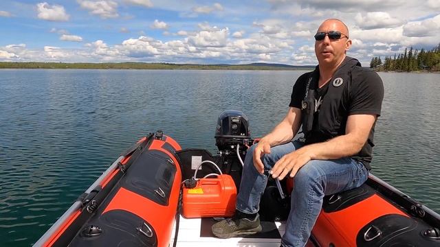 Why CHOOSE a STRYKER LX 360 (11' 7") смотреть онлайн