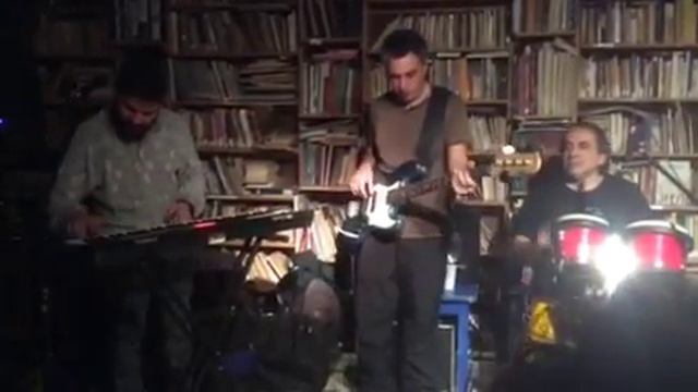 LADO FUNK con Laura fernandez Aranda - Summertime - Biblio de Los Coihues - (sonido ambiente) смотреть онлайн