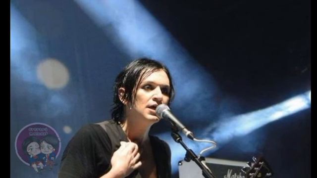 Happy Birthday 47 Brian molko смотреть онлайн