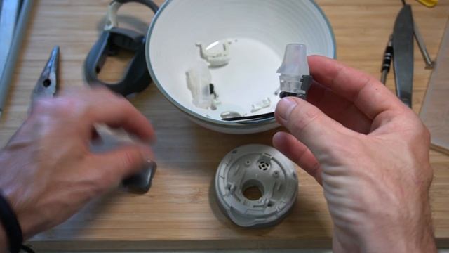 How To Pull Apart & Reassemble Contigo AutoSpout Lid смотреть онлайн
