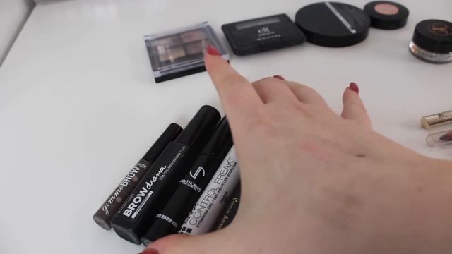 Makeup Collection CLEANOUT - Decluttering Eyeshadows, Mascaras ++