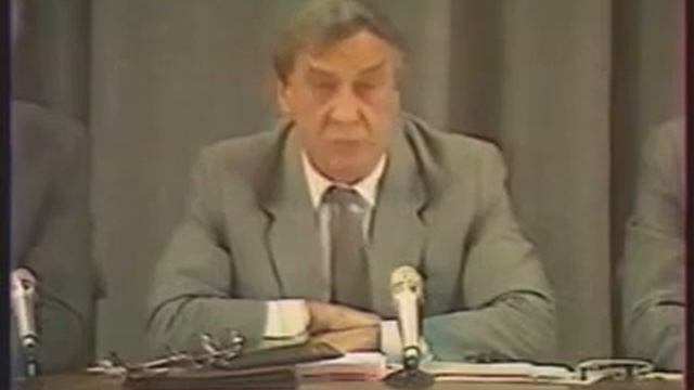 Выступление Янаева на пресс-конференции ГКЧП. Москва. 19 августа 1991 г. смотреть онлайн