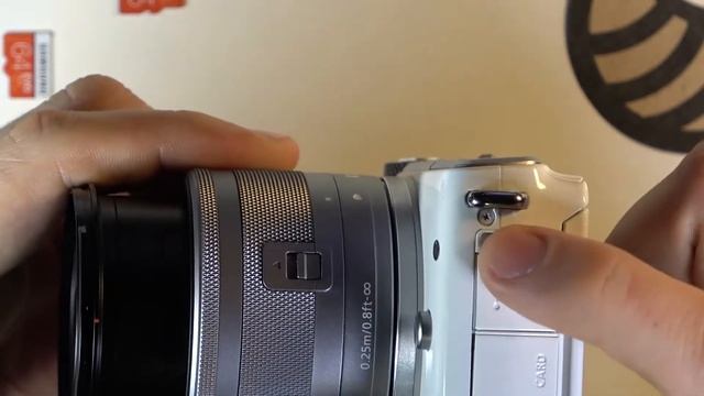 Как открыть и закрыть вспышку на Canon EOS M10 / Использовать вспышку смотреть онлайн