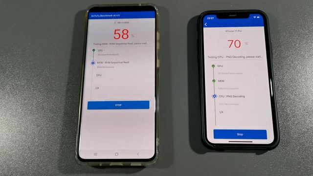 Samsung S20 Ultra 5G vs Iphone 11 Pro Antutu Benchmark Test смотреть онлайн