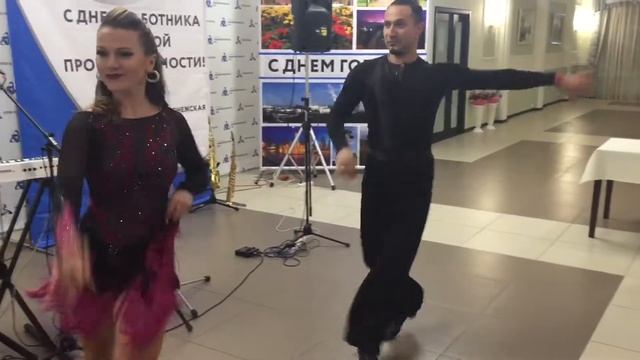 Cha cha show 2017 Денис Дунаев и Анастасия Дьякова Latin Dance смотреть онлайн