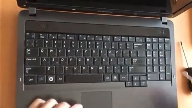 Как извлечь клавиатуру с ноутбука смотреть онлайн