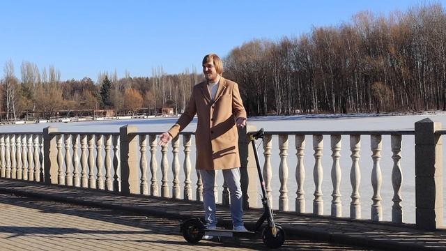 Быстрый обзор на Xiaomi Mi Electric Scooter Essential