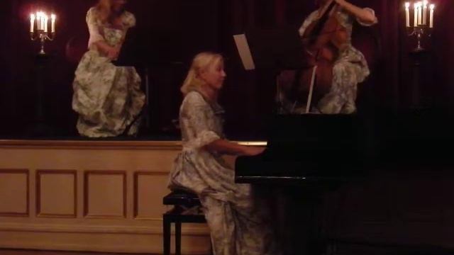 Curls Music. Agnes Berg, Karin Turesson, Karin Sandén Berg смотреть онлайн