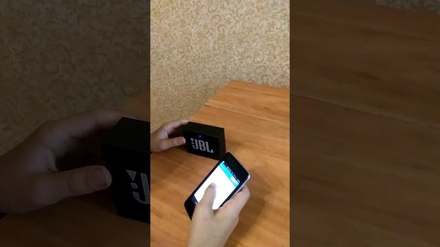 Обзор колонки JBI GO смотреть онлайн