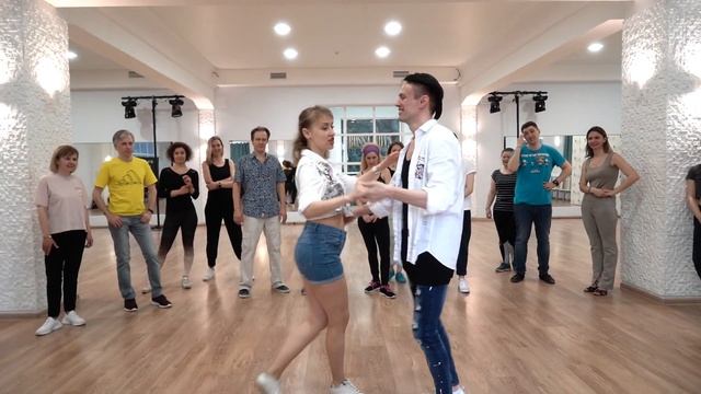 Мастер класс. Сальса. Олег Логинов и Елена. 6ой московский сальса фестиваль 2022г смотреть онлайн