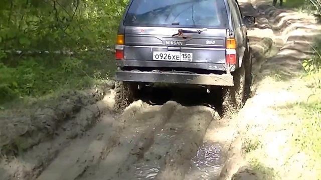 Nissan Terrano 1 смотреть онлайн