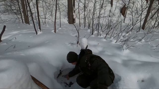 Ночевка в лесной избе!!!Баня в палатке!!!Рыбалка на малой реке!!!Мороз ? минус -22!!!#рыбалка#баня смотреть онлайн