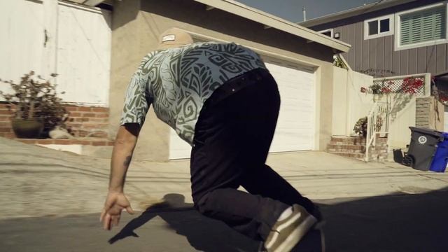 GREENROOM - Carver Skateboards смотреть онлайн