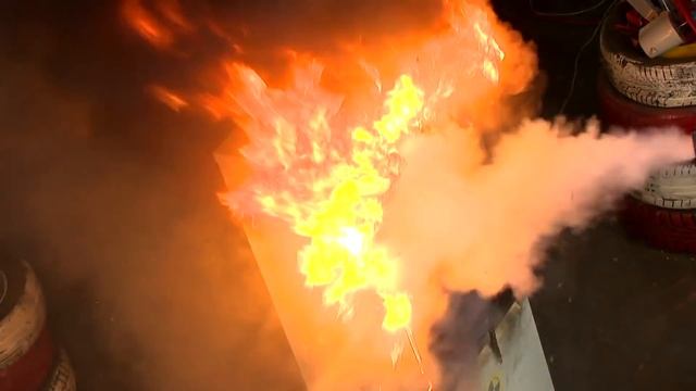 Термит в холодильнике | CRASH ZONE | Thermite In The Fridge