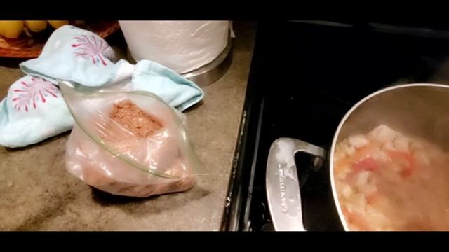 HOW TO MAKE BLENDED CHICKEN BABY FOOD (chicken puree) | WHAT BABY REIGN EATS смотреть онлайн