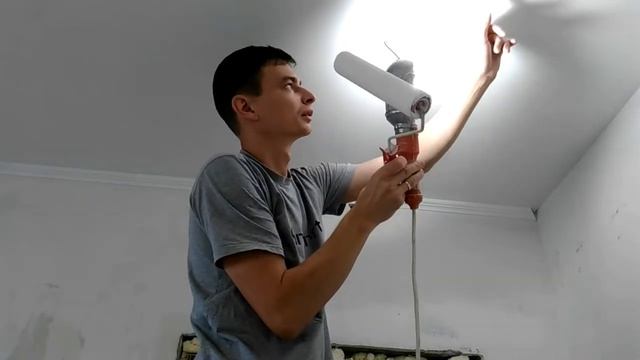 Покраска потолка смотреть онлайн