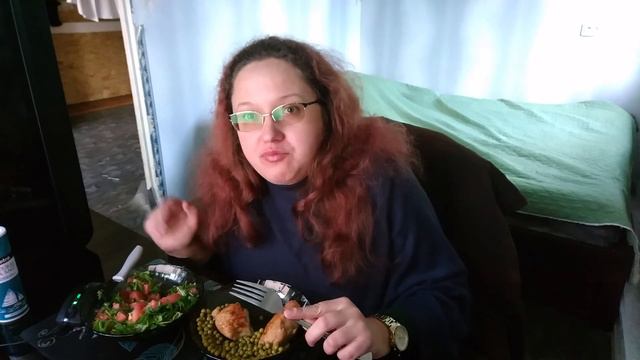 Мукбанк. Принимаю пищу. Жарен-ный кролик. Девушка притворилась мёртвой. смотреть онлайн