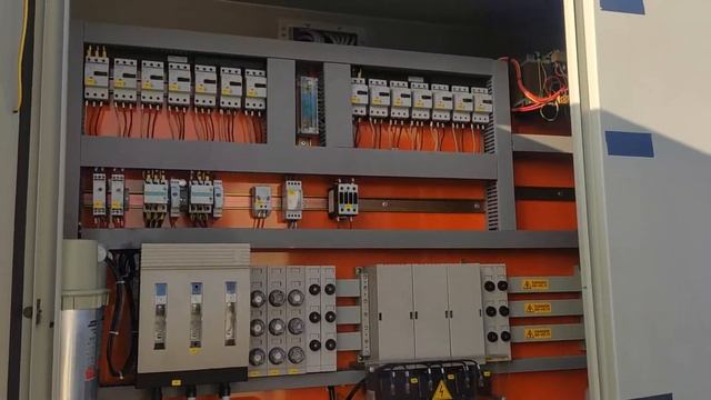 ЧИЛЛЕР MCQUAY 728 кВтТ/AIRCOOLED CHILLER MCQUAY 728 KW