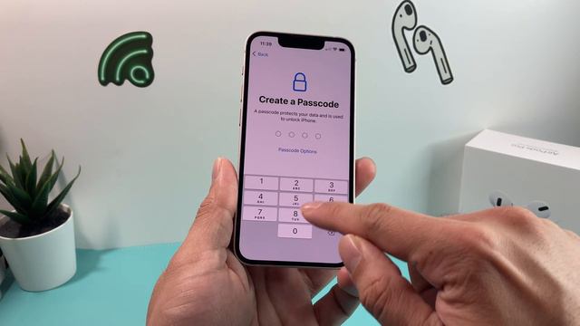 iPhone 13 Mini Set Up SIM Card & Activation (2022) смотреть онлайн