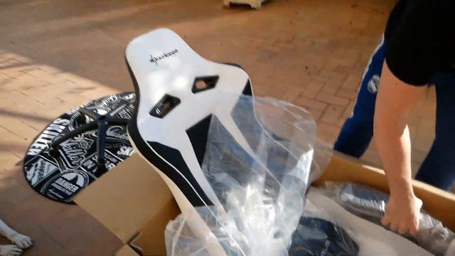 PACCO GIGANTE DA 40 Kg ANDATO PERDUTO смотреть онлайн