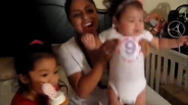 Happy 9 Months! смотреть онлайн