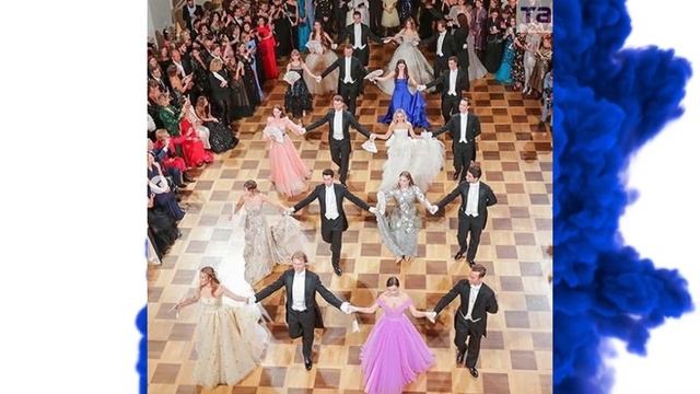 ?Бал Tatler 2019. Чем отличились девушки в этом году. смотреть онлайн