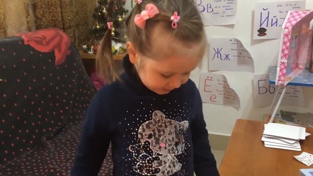 Ребёнок 4 года считает на трёх языках ( русский, английский, китайский) Загребина Аделия смотреть онлайн