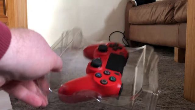 PS4 DualShock 4 Magma Red Unboxing смотреть онлайн