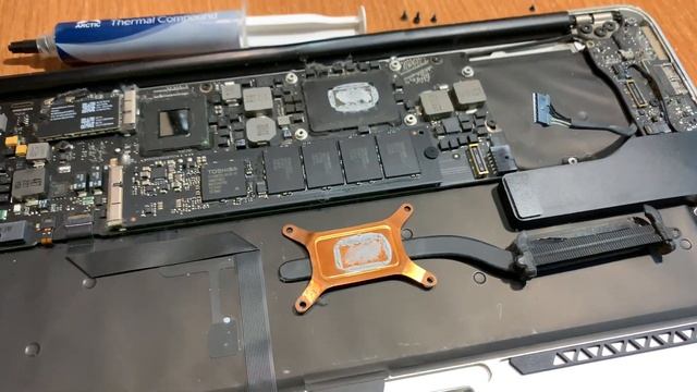 MacBook Air 13 2012 A1466 Замена батареи